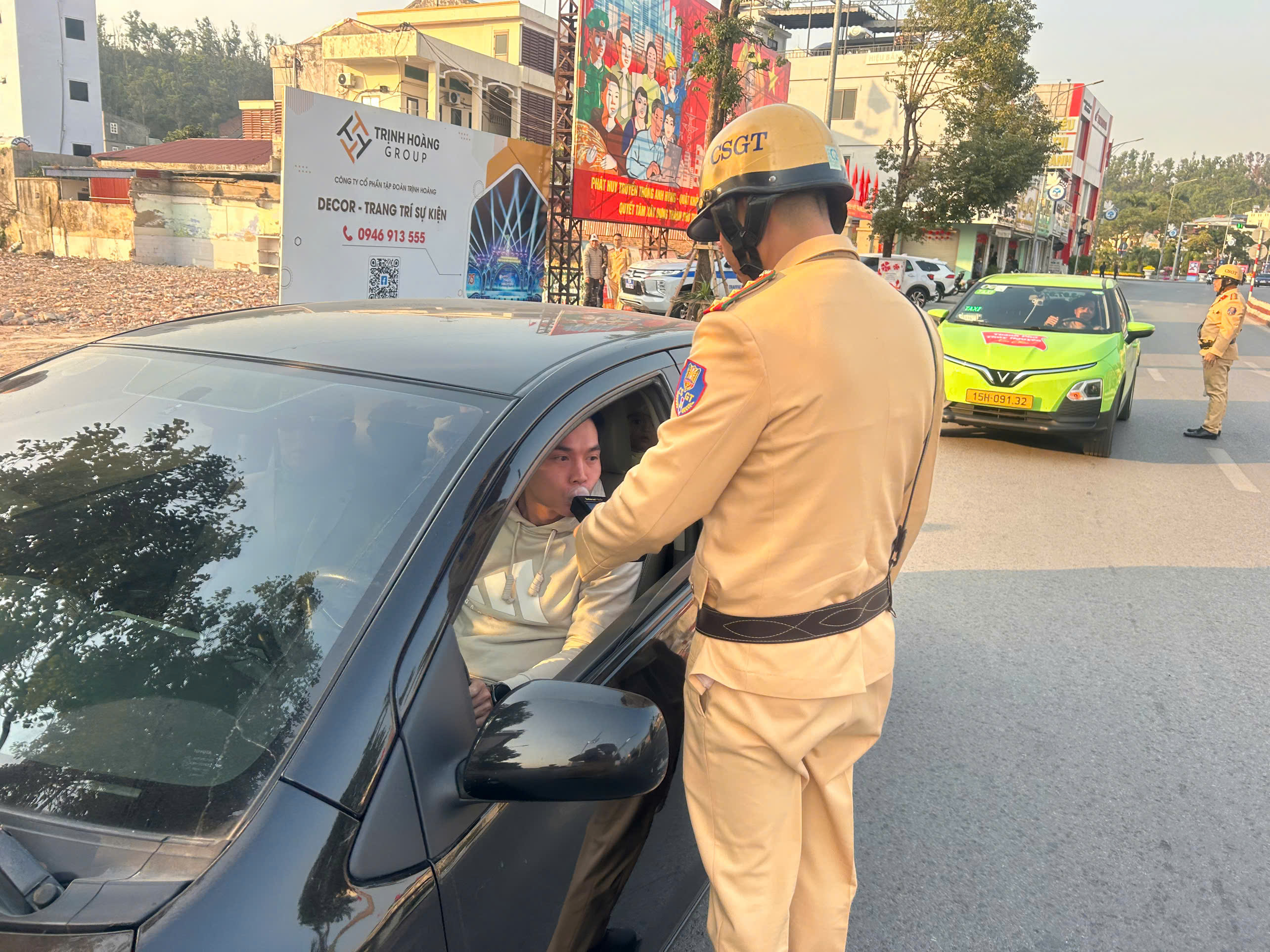 Các mức xử phạt vi phạm nồng độ cồn đối với người điều khiển phương tiện giao thông